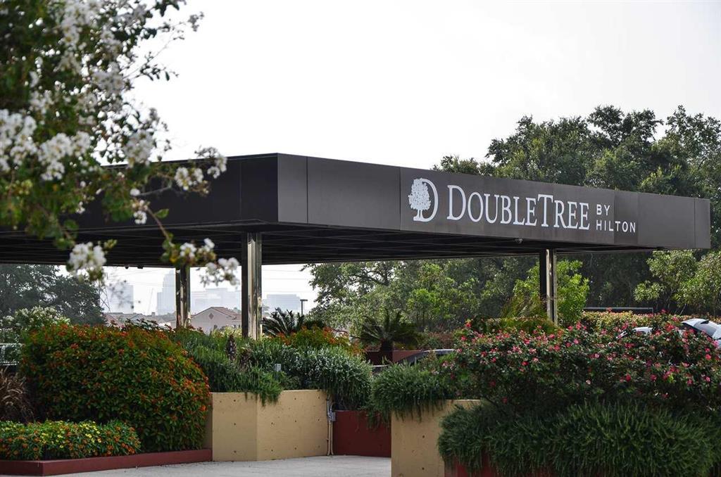 Doubletree By Hilton Hotel Houston Greenway Plaza Buitenkant foto